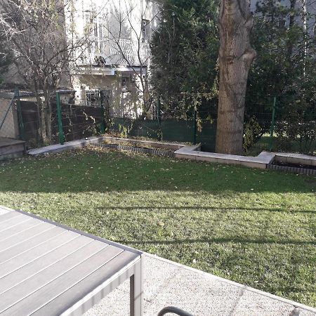 Ferienwohnung Cosy Flat In The Quiet Area With Own Garden, Free Parking And Direct Public Transport Link To The Centre Wien Exterior foto