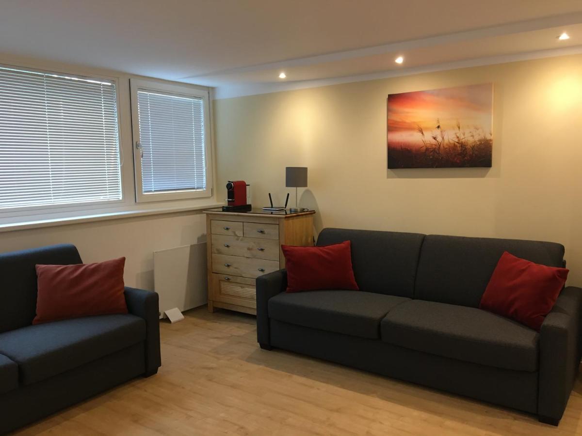 Ferienwohnung Cosy Flat In The Quiet Area With Own Garden, Free Parking And Direct Public Transport Link To The Centre Wien Exterior foto