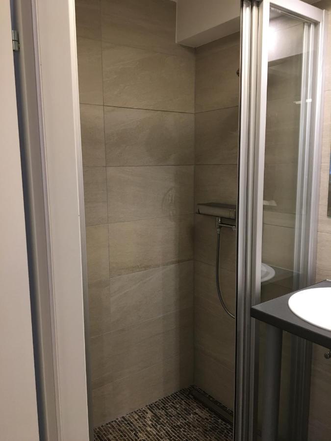 Ferienwohnung Cosy Flat In The Quiet Area With Own Garden, Free Parking And Direct Public Transport Link To The Centre Wien Exterior foto